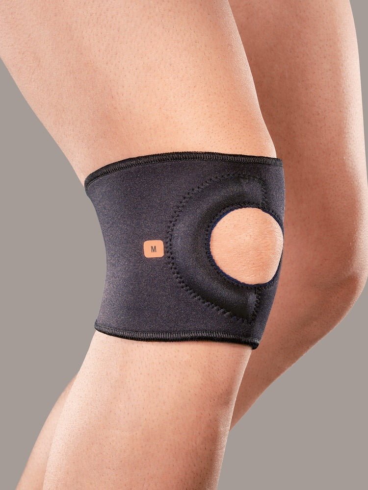 Actimove Sports Edition Ginocchiera Con Foro Rotuleo XS 1 Pz