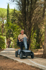 Scooter elettrico a quattro ruote - Vermeiren Kuarz - immagine 12